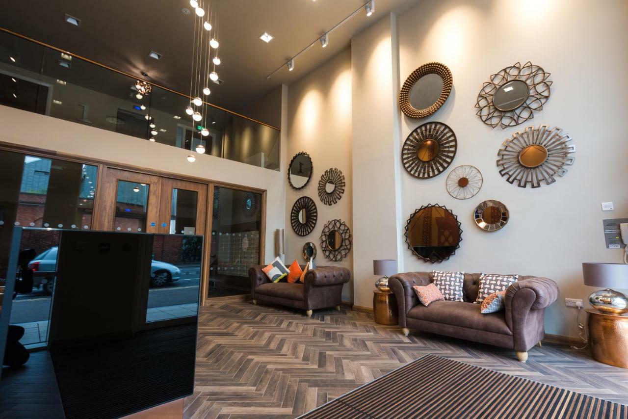 5 Star Brand New City Centre Apartment ベルファスト エクステリア 写真