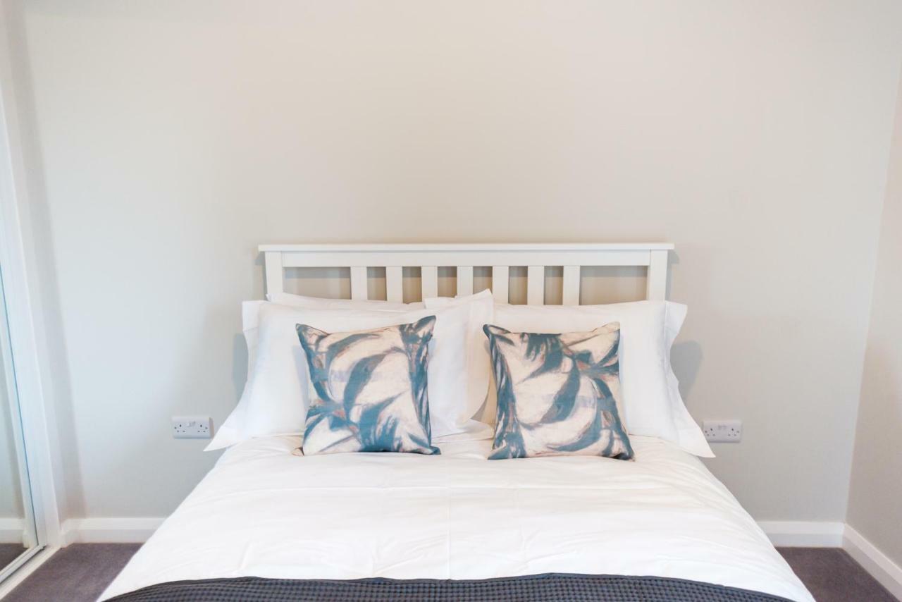 5 Star Brand New City Centre Apartment ベルファスト エクステリア 写真